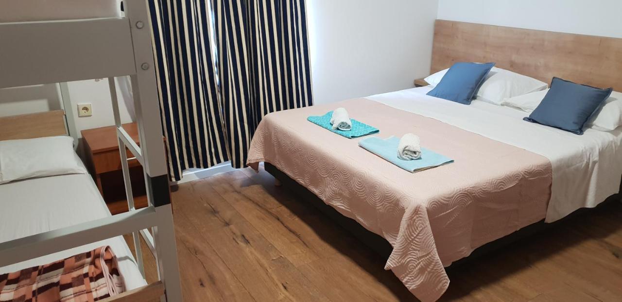 메타이나 Kuca Pecine B&B 외부 사진
